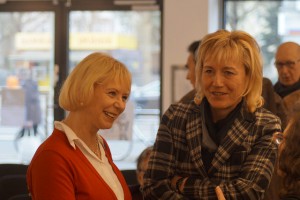 Ulrike Liedtke und Karin Halsch im Gespräch